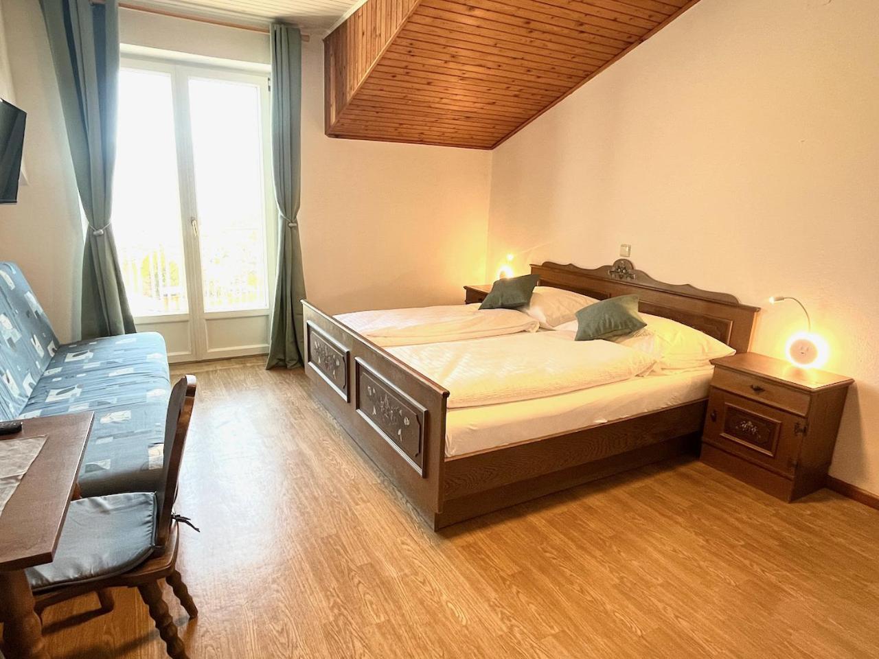 Haus Jablonsky Bed & Breakfast Caldaro Eksteriør bilde
